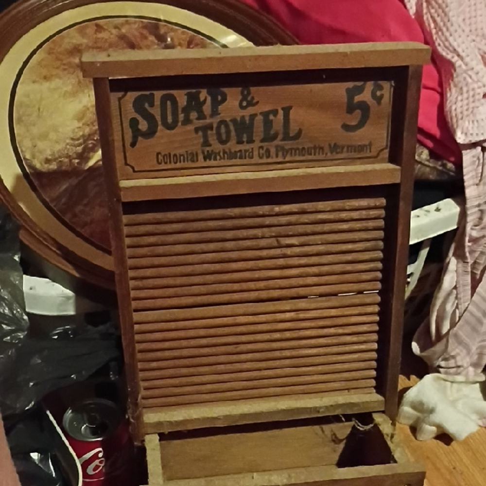 Colonial Washboars Company Soap & Towel Decorative Washboard